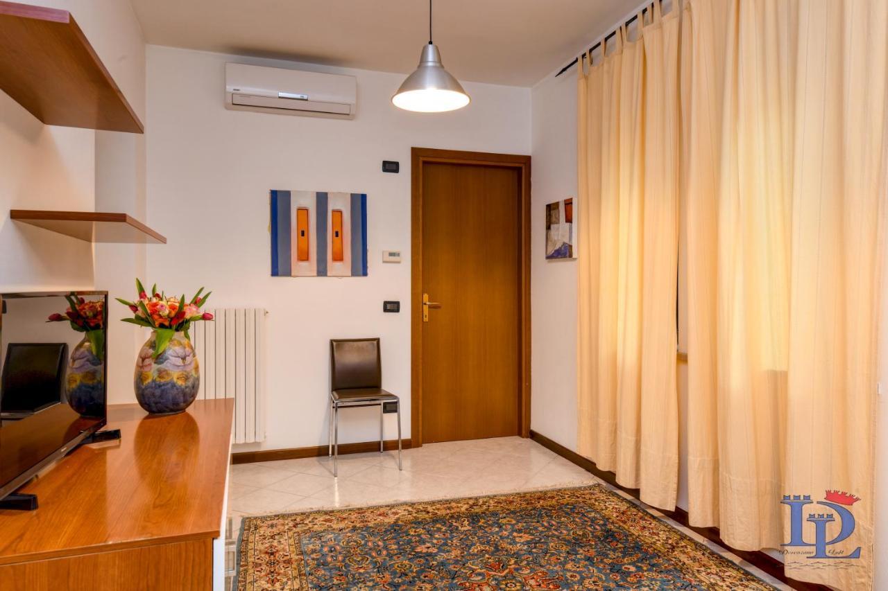 Desenzanoloft Blue Lake Star Daire Desenzano del Garda Dış mekan fotoğraf