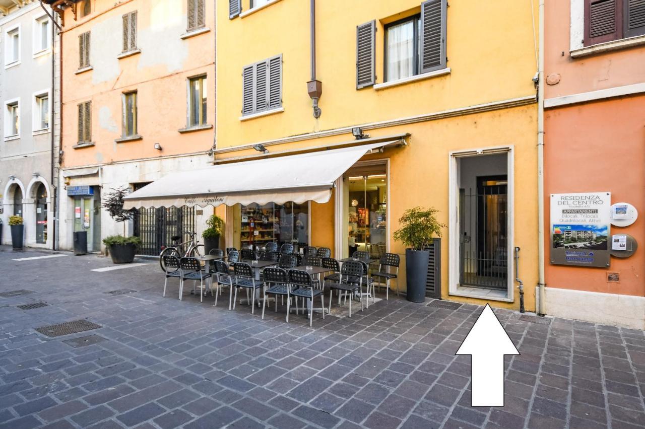 Desenzanoloft Blue Lake Star Daire Desenzano del Garda Dış mekan fotoğraf
